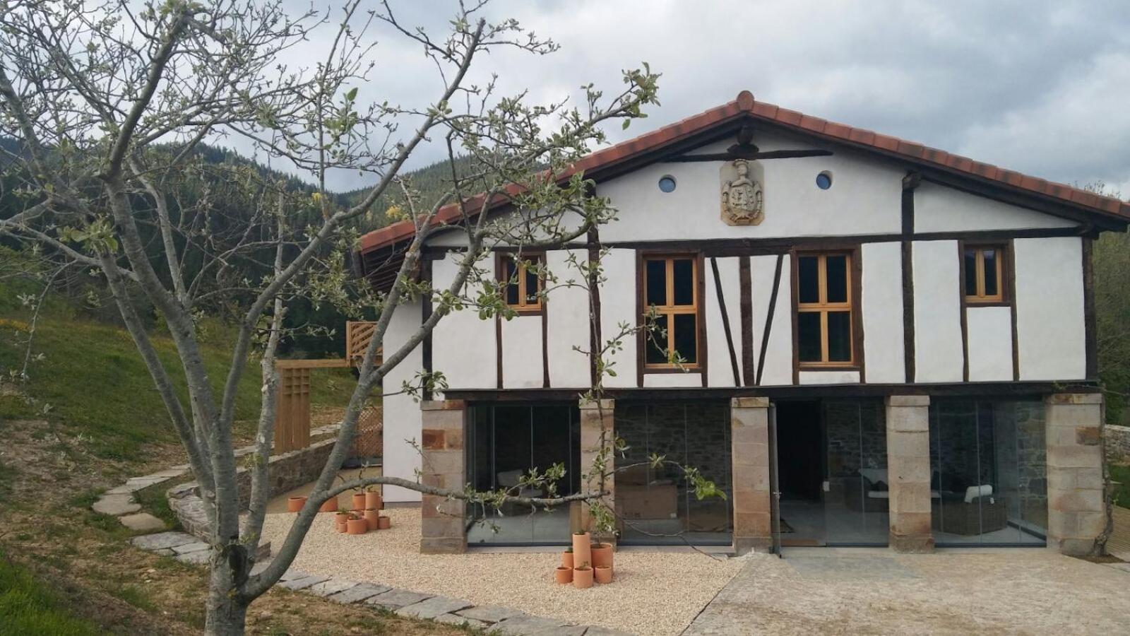 Izal Landetxea Guest House แบร์การา ภายนอก รูปภาพ